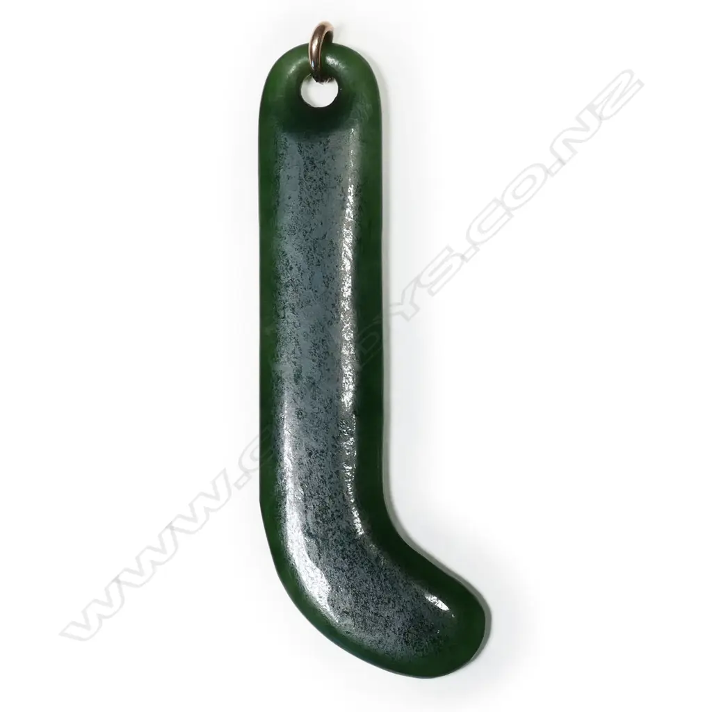 An old Māori pounamu kapeu ear pendant, Image 1++